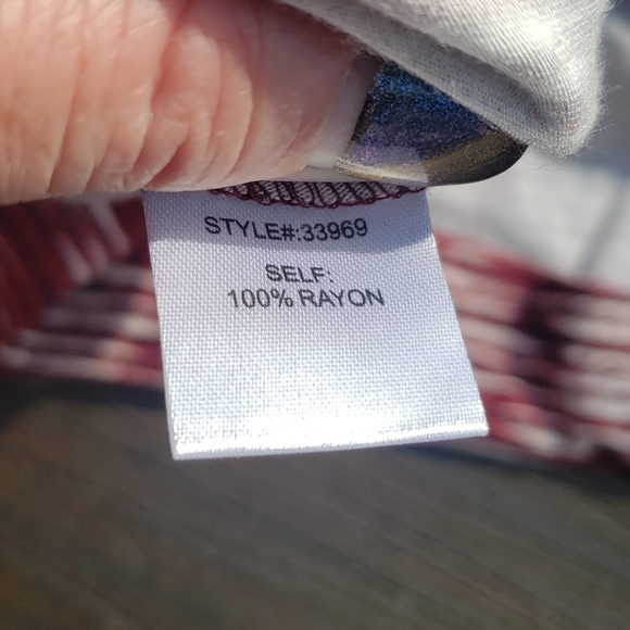 Skies are Blue Top - Picture 8 of 8